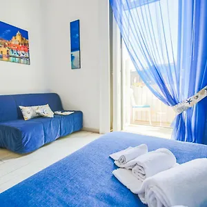 https://bed-breakfast-piazza-dante.hotels-amalfi.com
